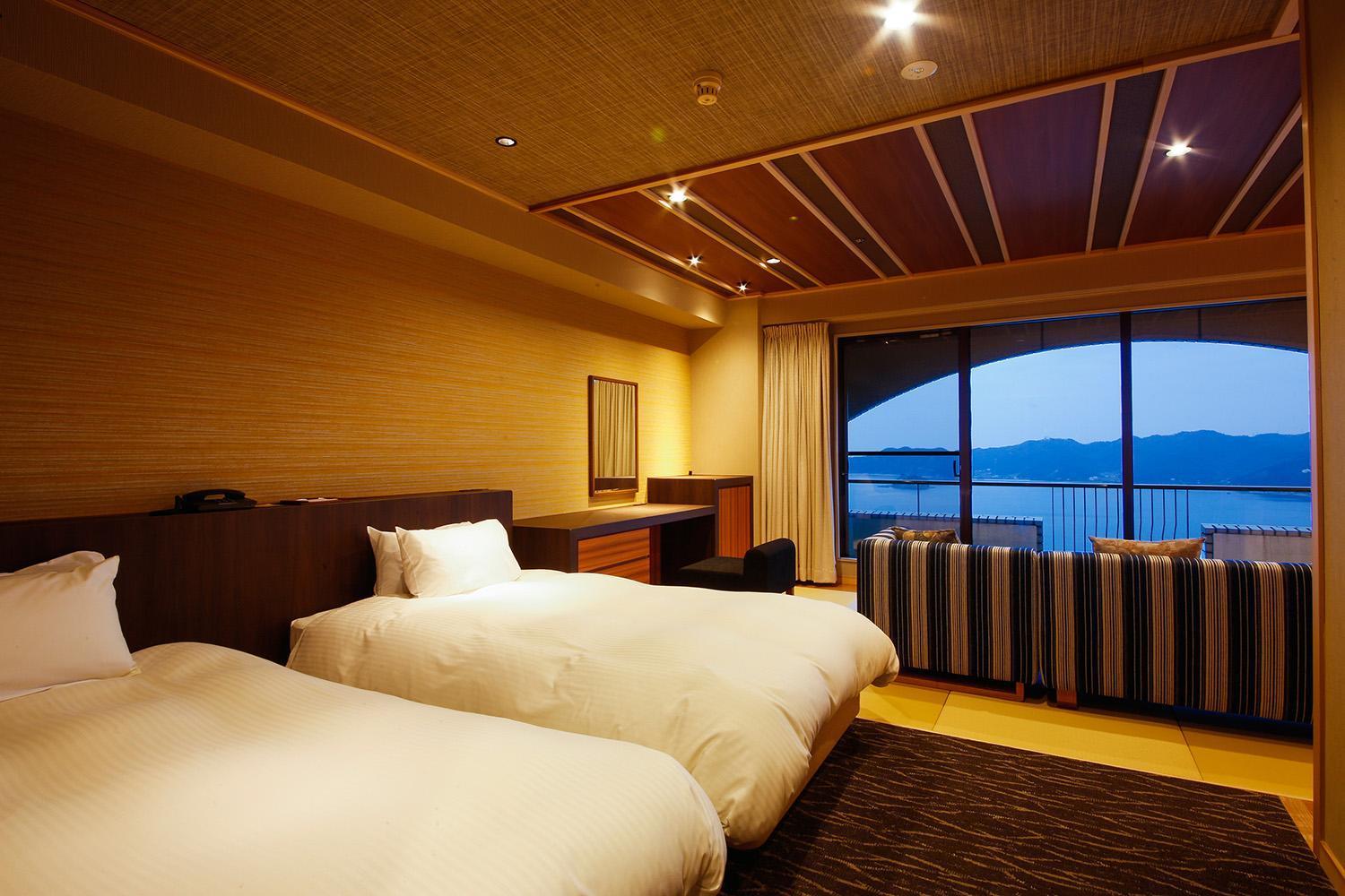 Отель Plaza Awajishima Minamiawaji Экстерьер фото